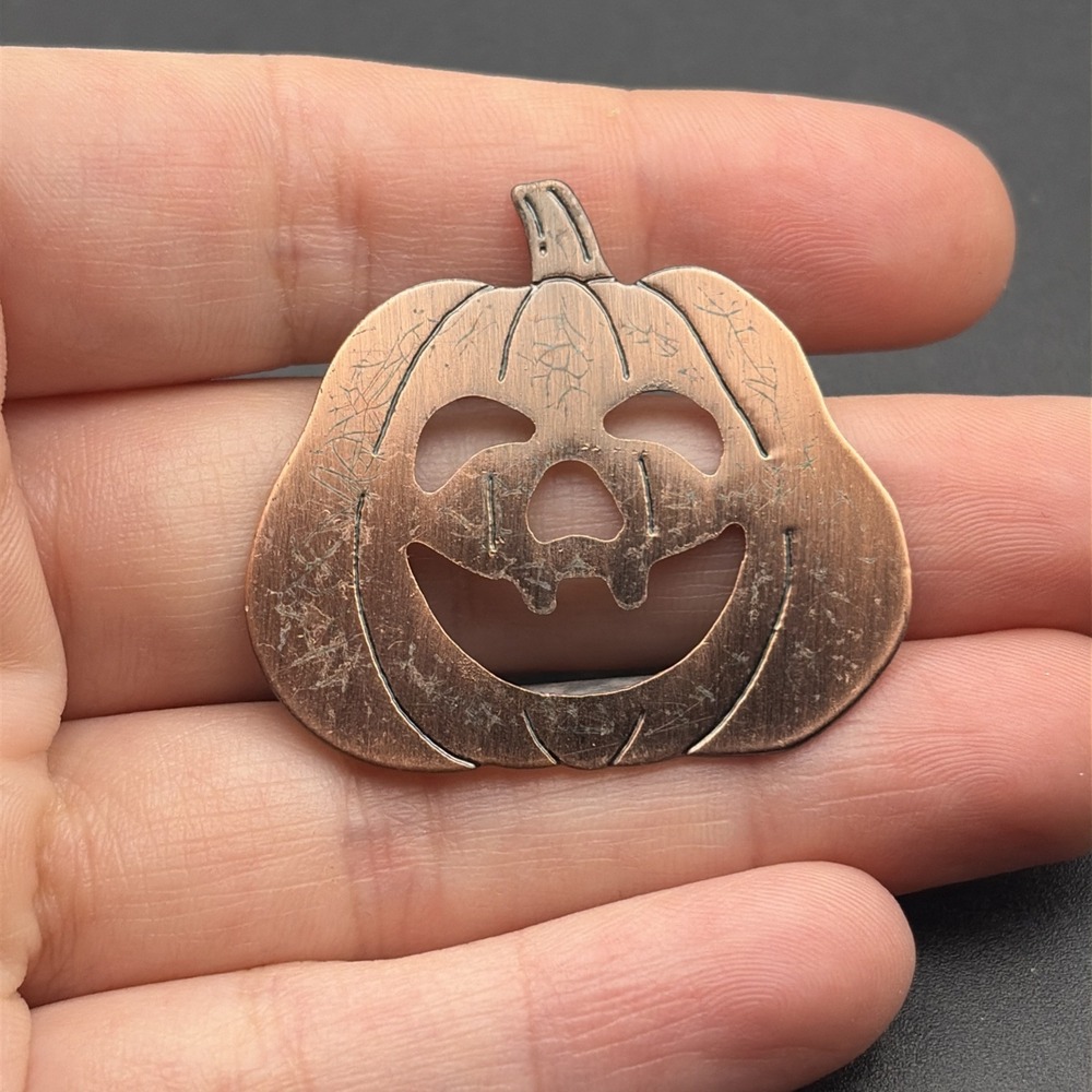 Smiling Jack O Lantern Pumpkin‎ Halloween Lapel Hat Pin